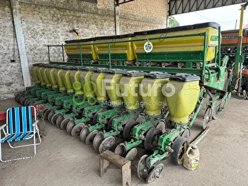 PLANTADEIRA JOHN DEERE 1113 ANO 2008