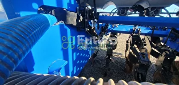 PLANTADEIRA NEW HOLLAND PL 6015 ANO 2018