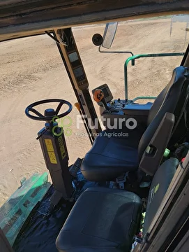 COLHEITADEIRA JOHN DEERE STS 9770 ANO 2013