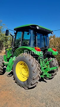 TRATOR JOHN DEERE 5070E ANO 2022