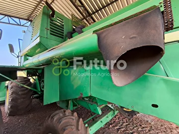 COLHEITADEIRA JOHN DEERE 1175 ANO 2004