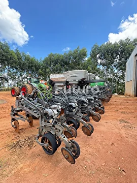 CONJUNTO DE PLANTIO TRATOR FENDT 1046 VARIO ANO 2022