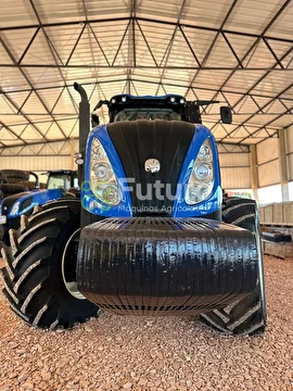 TRATOR NEW HOLLAND T8.325 ANO 2023