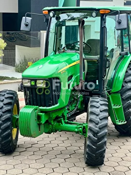 TRATOR JOHN DEERE 5078 E ANO 2015