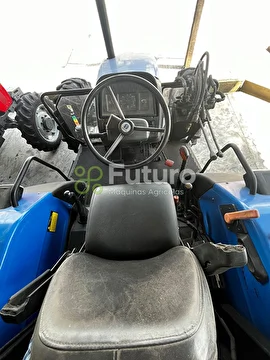 TRATOR NEW HOLLAND TL 100 ANO 2001