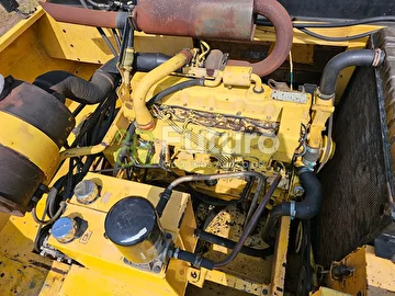 COLHEITADEIRA NEW HOLLAND TC 57 ANO 2007