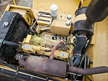 COLHEITADEIRA NEW HOLLAND TC 57 ANO 2006