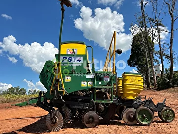 PLANTADEIRA TATU MARCHESAN PST4 ANO 2011