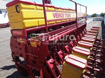 PLANTADEIRA VENCE TUDO PANTHER SM 9000 ANO 2011