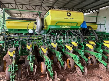 PLANTADEIRA JOHN DEERE 2126 CCS ANO 2018