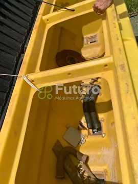 PLANTADEIRA JOHN DEERE 2113 ANO 2008