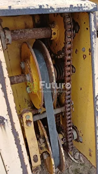 PLATAFORMA NEW HOLLAND ANO 2004