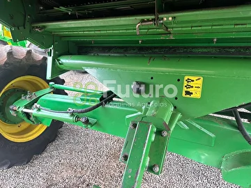 COLHEITADEIRA JOHN DEERE 1570 ANO 2009