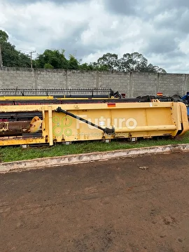 COLHEITADEIRA NEW HOLLAND CR 9060 ANO 2012