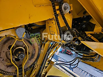 COLHEITADEIRA NEW HOLLAND TC 57 ANO 2006
