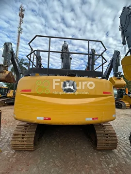 ESCAVADEIRA JOHN DEERE 210 GLC ANO 2022