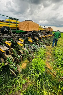 PLANTADEIRA JOHN DEERE 2130 ANO 2017