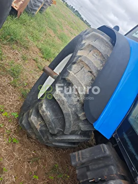 TRATOR NEW HOLLAND TM 180 ANO 1999