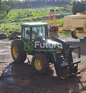 TRATOR JOHN DEERE 6600 ANO 2001