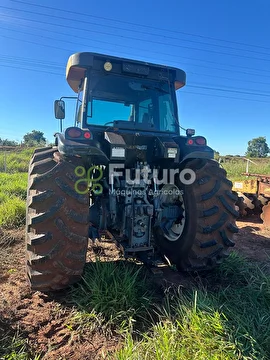 TRATOR VALTRA BH 180 ANO 2010