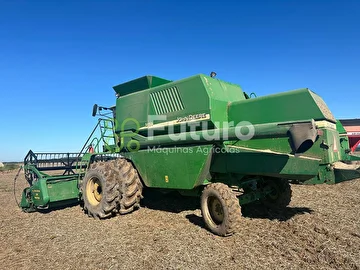 COLHEITADEIRA JOHN DEERE 1450 ANO 2003