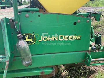 PLANTADEIRA JOHN DEERE 2113 ANO 2008
