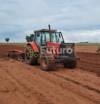 TRATOR MASSEY FERGUSON 680 ANO 2003