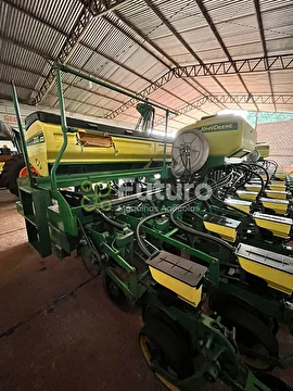 PLANTADEIRA JOHN DEERE 2113 ANO 2016