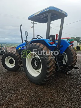TRATOR NEW HOLLAND TL 75E ANO 2010