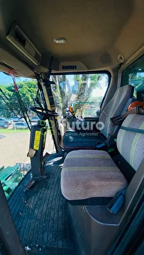 COLHEITADEIRA JOHN DEERE STS 9770 ANO 2011