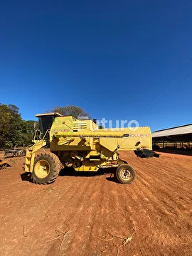 COLHEITADEIRA NEW HOLLAND 5050 ANO -