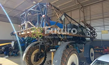 PULVERIZADOR NEW HOLLAND SP 2500 ANO 2015
