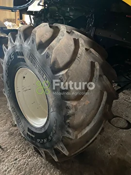 COLHEITADEIRA NEW HOLLAND CR 8090 ANO 2015