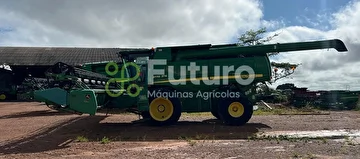 COLHEITADEIRA JOHN DEERE STS 9770 ANO 2013