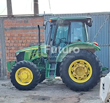 TRATOR JOHN DEERE 5080E ANO 2022