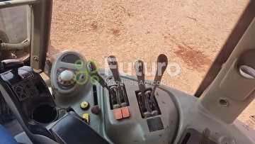 TRATOR VALTRA BT 210 ANO 2011