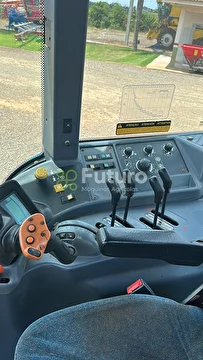 TRATOR NEW HOLLAND TM 7040 ANO 2012