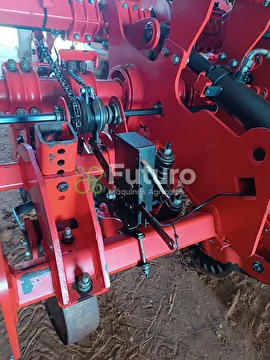 PLANTADEIRA KUHN PG 1300 ANO 2018