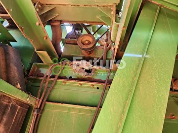 COLHEITADEIRA JOHN DEERE 1550 ANO 2004