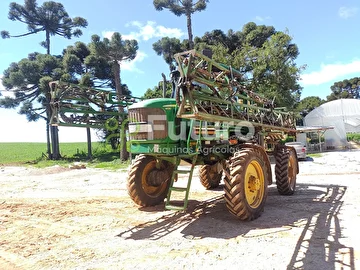 PULVERIZADOR JOHN DEERE 4630 ANO 2011