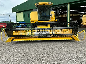 COLHEITADEIRA NEW HOLLAND 5070 ANO 2016