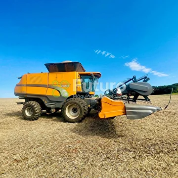 COLHEITADEIRA VALTRA BC 6800 ANO 2018