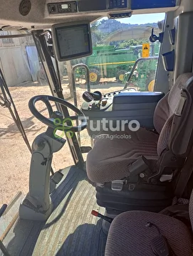 COLHEITADEIRA VALTRA BC 8800 ANO 2015