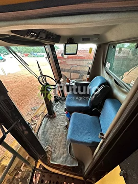 COLHEITADEIRA NEW HOLLAND CR 5080 ANO 2014