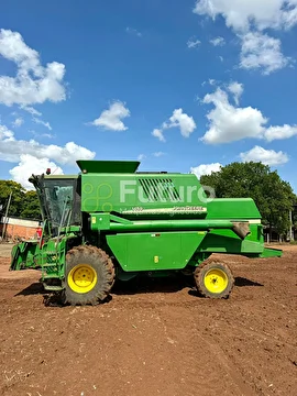 COLHEITADEIRA JOHN DEERE 1450 ANO 2002
