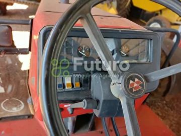 TRATOR MASSEY FERGUSON 650 ANO 2003