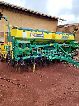 PLANTADEIRA TATU MARCHESAN PST 4 FLEX ANO 2014