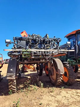 PULVERIZADOR MASSEY FERGUSON 530R ANO 2023
