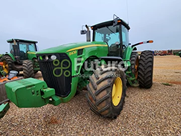 TRATOR JOHN DEERE 8430 ANO 2008