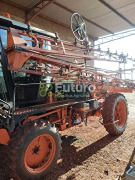PULVERIZADOR FORD 7610 ANO 2010